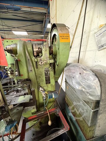 Eccentric press + feed hopper BERRENBERG EPT