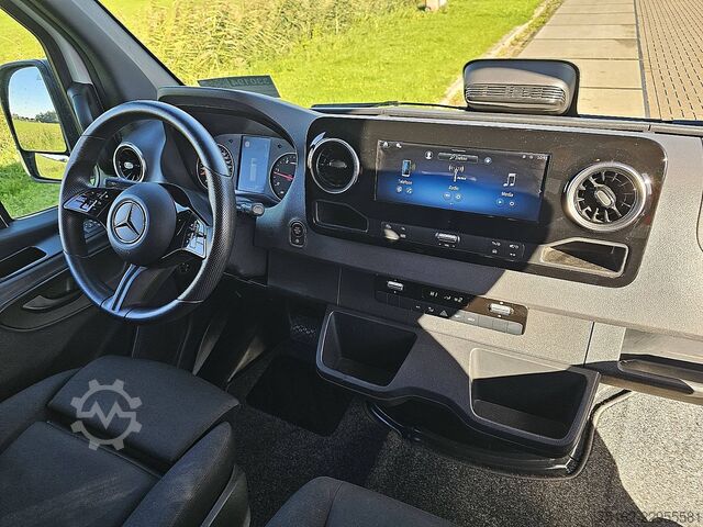 Hochdachkombi MERCEDES-BENZ SPRINTER 317 L3H2 Automaat MBUX10