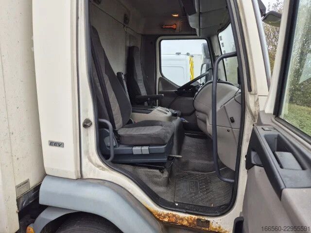 Geschlossener Behälter DAF LF 45 180
