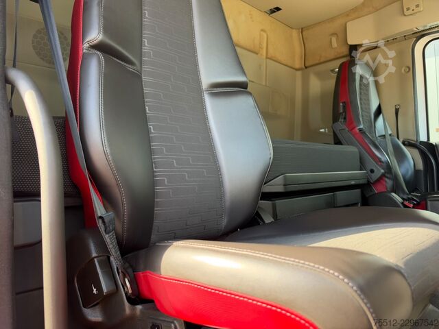 Standard-SZM Volvo FH 460 / 6X2 / I-Shift / TUV: 7-2027 / NL Trucks
