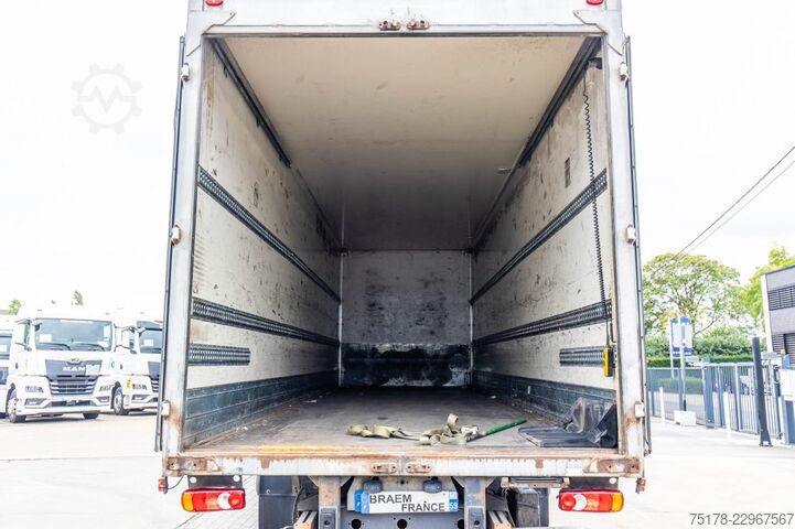Koffer RENAULT D19 280 DTI+DHOLLANDIA 2T.