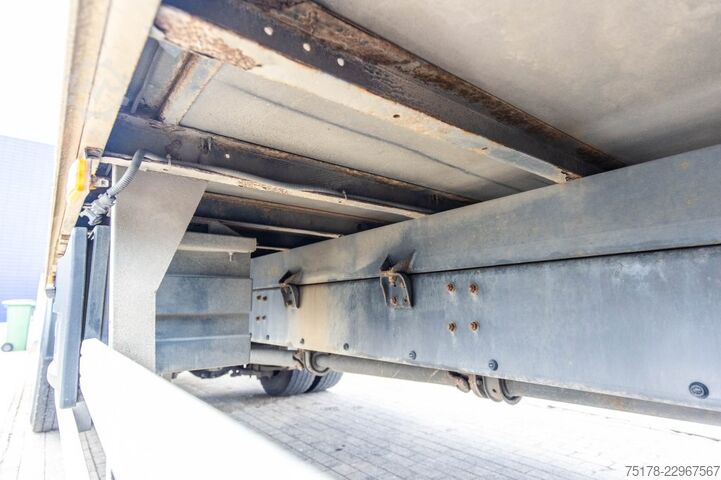 Koffer RENAULT D19 280 DTI+DHOLLANDIA 2T.