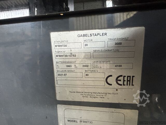 Electric - 4 wheels Toyota 8FBMT30