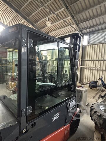 Electric - 4 wheels Toyota 8FBMT30