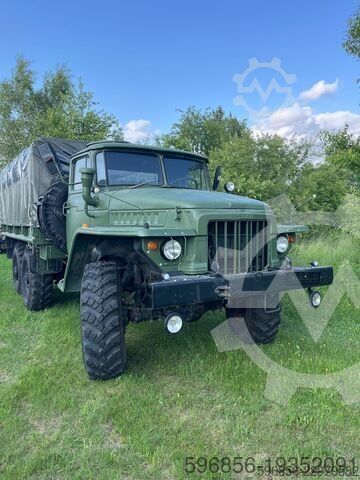 Special purpose truck Ural 375D Ural 375D 6 x 6, 7.0 V8