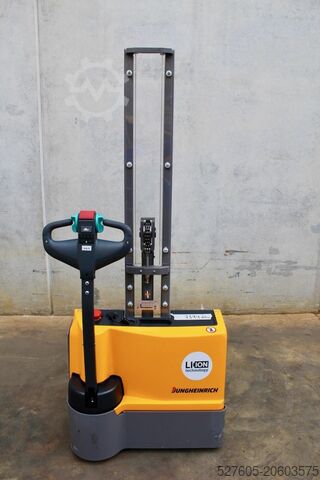 Stacker Jungheinrich EJC M10 154 E LI-ION