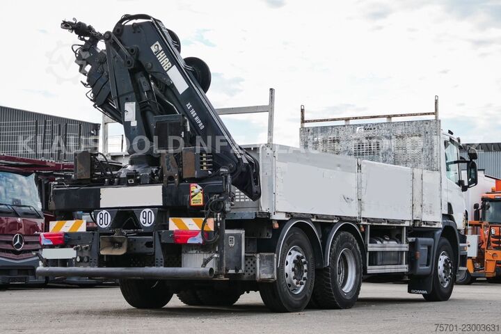 Flatbed truck SCANIA P 400 Pritsche Kran HIAB Funk Lift-/Lenkachse
