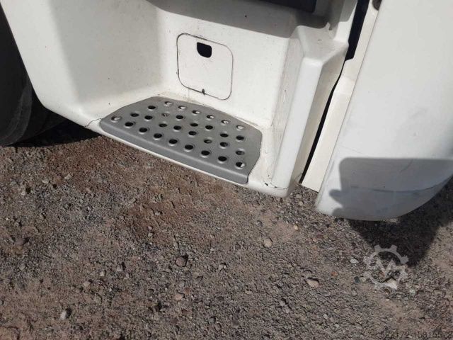 Standard SZM MAN TGX 18.460 4x2 BLS