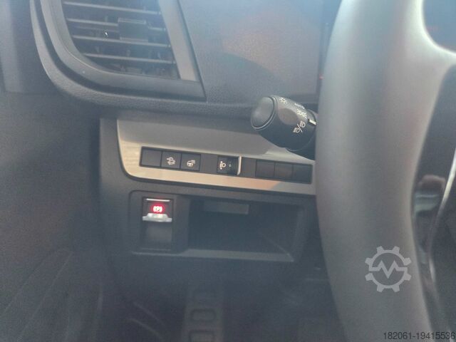 Minibus FIAT Scudo Multicab L3 180 AT, Connect+Works,LR Boden