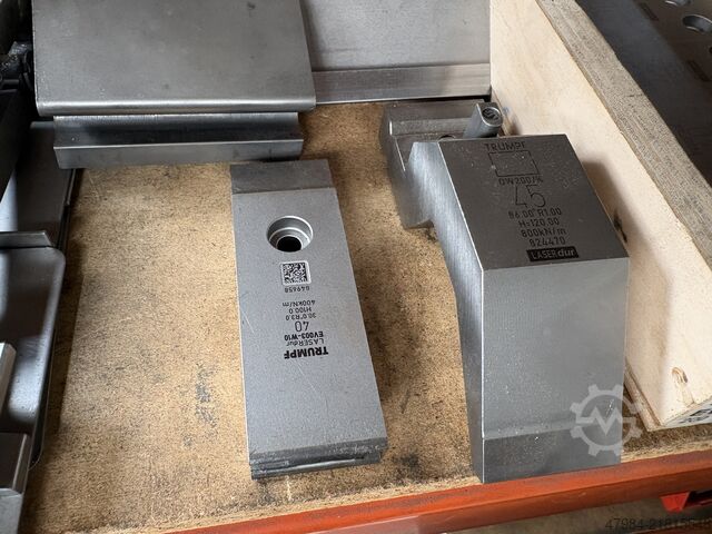 Electromechanical press brake TRUMPF TRUBEND 7036