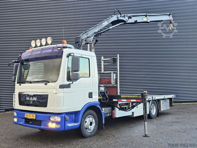 Crane truck MAN TGL 12.220 / HIAB CRANE / MACHINE TRANSPORT