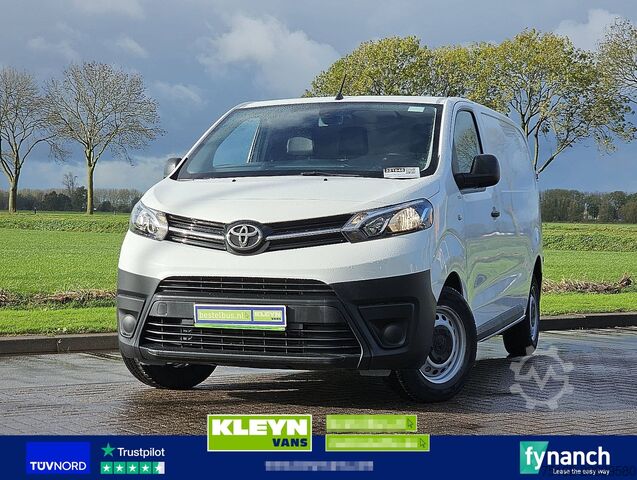 High-roof van TOYOTA PRO-ACE 2.0 L2H1 Navi Euro6 NAP!