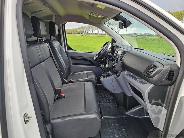 High-roof van TOYOTA PRO-ACE 2.0 L2H1 Navi Euro6 NAP!