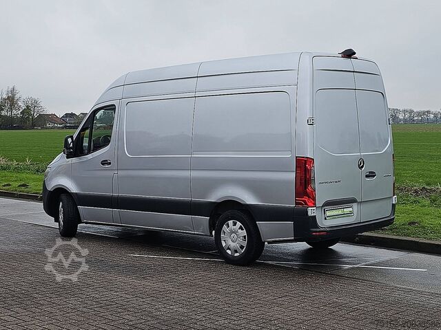 High-roof van MERCEDES-BENZ SPRINTER 315 L2H2 RWD Mbux