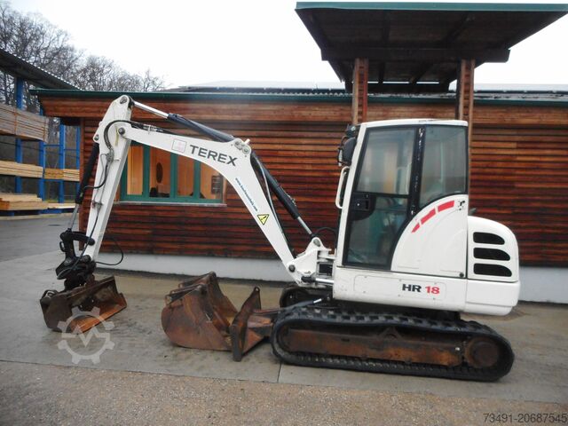 Mini excavator Schaeff HR18 ( 4.680kg )
