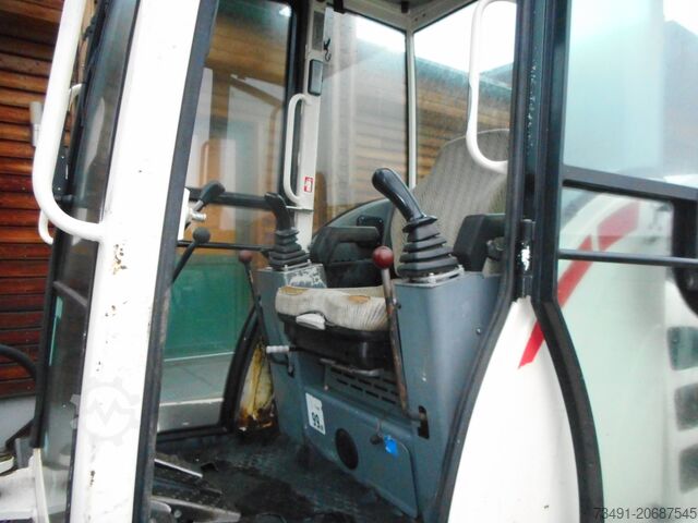 Mini excavator Schaeff HR18 ( 4.680kg )
