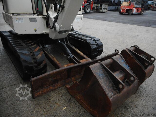 Mini excavator Schaeff HR18 ( 4.680kg )