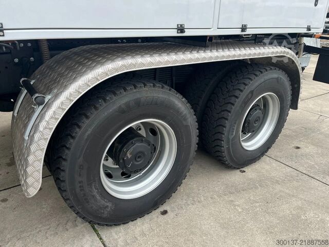 Tanker truck Mercedes-Benz Axor 3344 6x4 Water Tank Truck