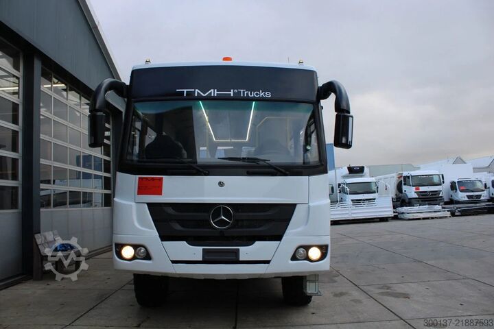 Motor coach Mercedes-Benz Atego 1725 4x4 Passenger Bus