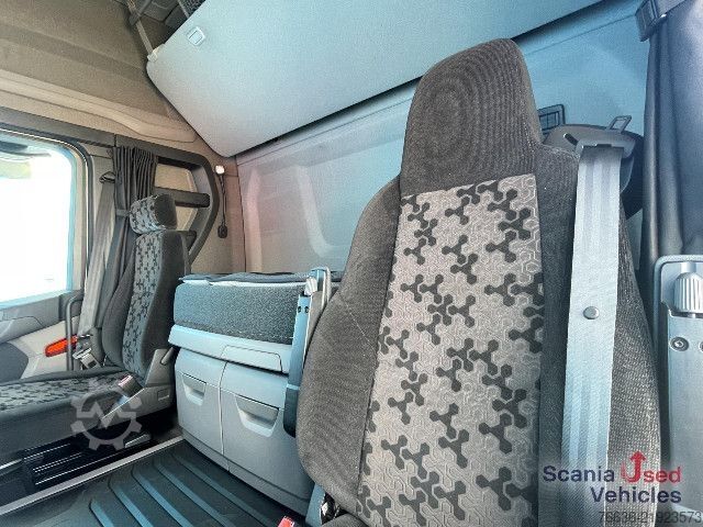 Standard tractor unit Scania R 460 A4x2NA DIFF-L RETARDER PARK AIRCO SUPER!