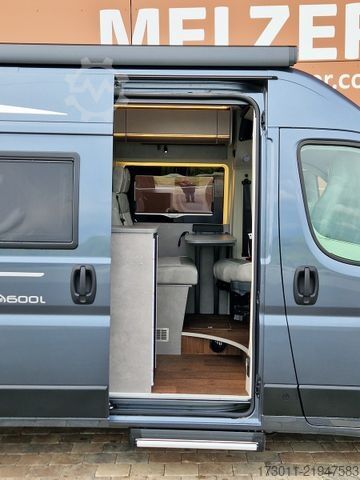 Campervan PÖSSL Summit Shine 600L  180PS Automat Markise Solar