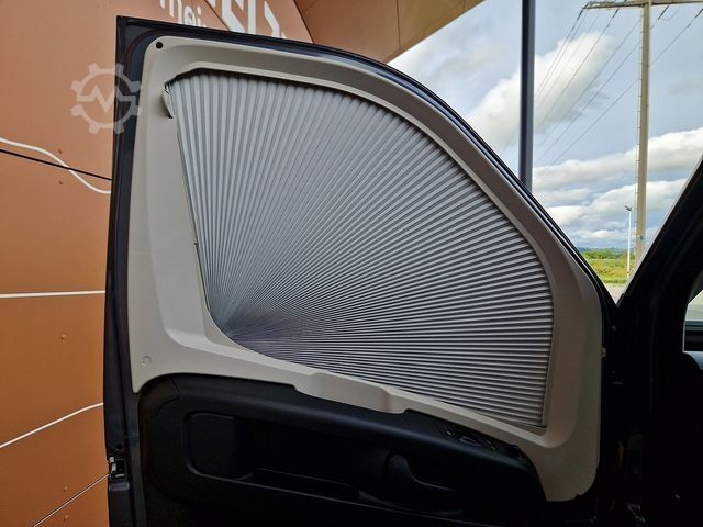 Campervan PÖSSL Summit Shine 600L  180PS Automat Markise Solar
