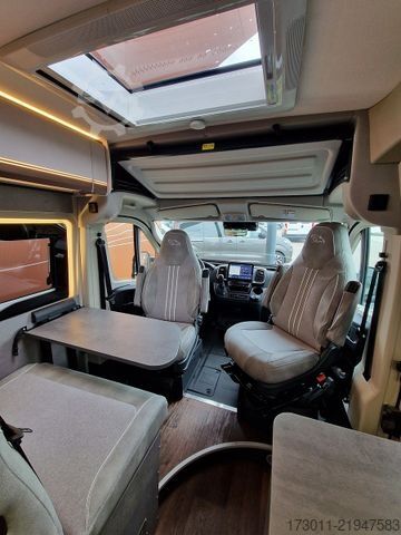 Campervan PÖSSL Summit Shine 600L  180PS Automat Markise Solar
