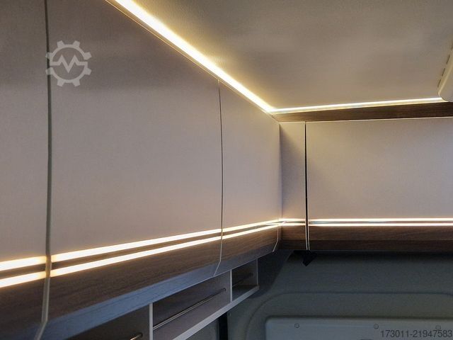 Campervan PÖSSL Summit Shine 600L  180PS Automat Markise Solar