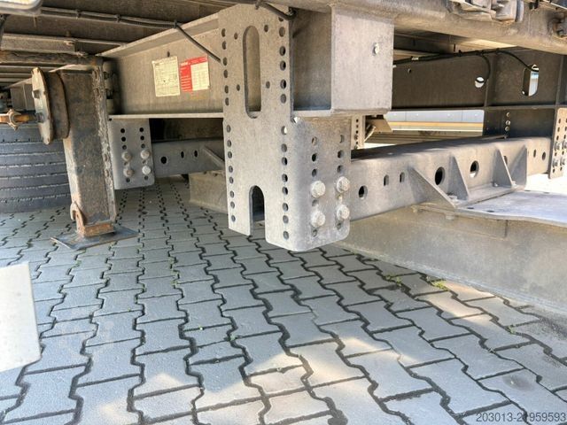 Box trailer WECON AIK 218 Volumenkoffer Anhänger