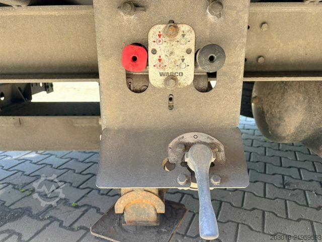 Box trailer WECON AIK 218 Volumenkoffer Anhänger