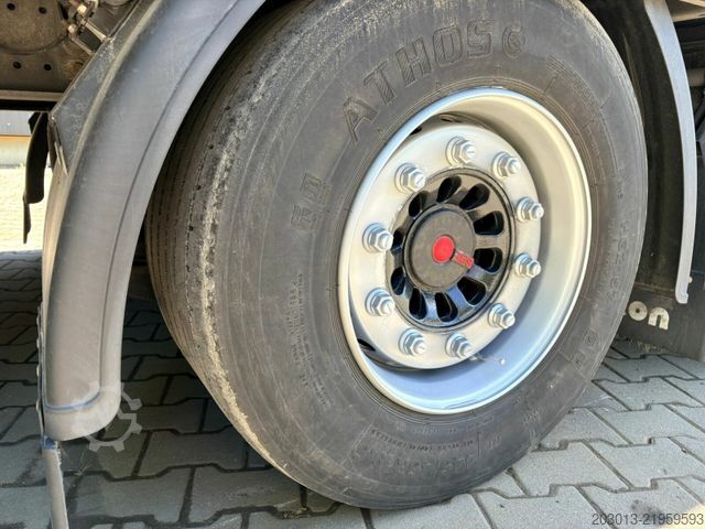 Box trailer WECON AIK 218 Volumenkoffer Anhänger