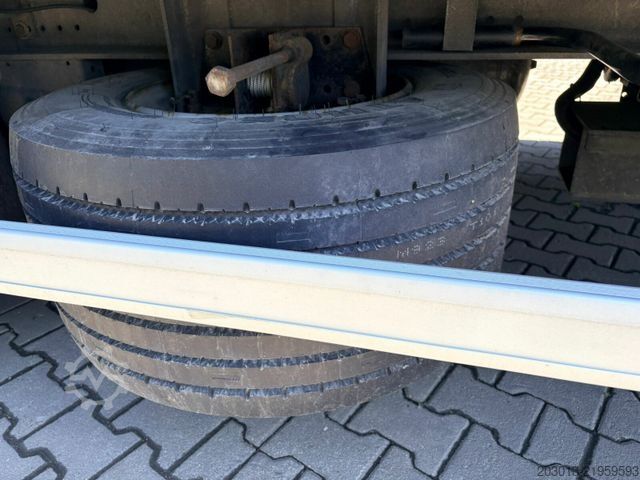 Box trailer WECON AIK 218 Volumenkoffer Anhänger