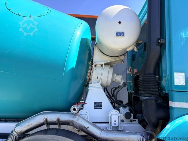 Concrete mixer truck MERCEDES-BENZ AROCS 3740 8x4 Betonmischer EUROMIX 10 m³