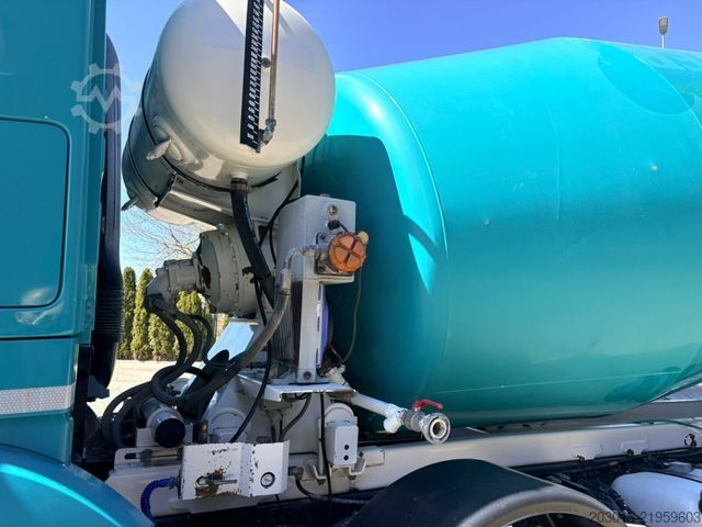 Concrete mixer truck MERCEDES-BENZ AROCS 3740 8x4 Betonmischer EUROMIX 10 m³