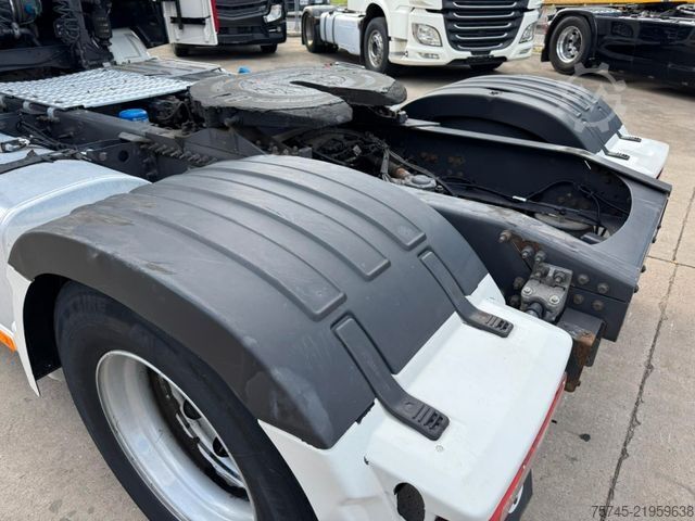 Standard tractor unit VOLVO FH 460 * STANDKLIMA * GLOBETROTTER *