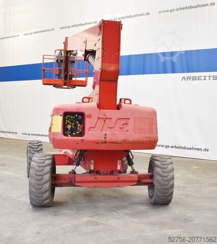 Gelenkteleskoparbeitsbühne JLG E600JP