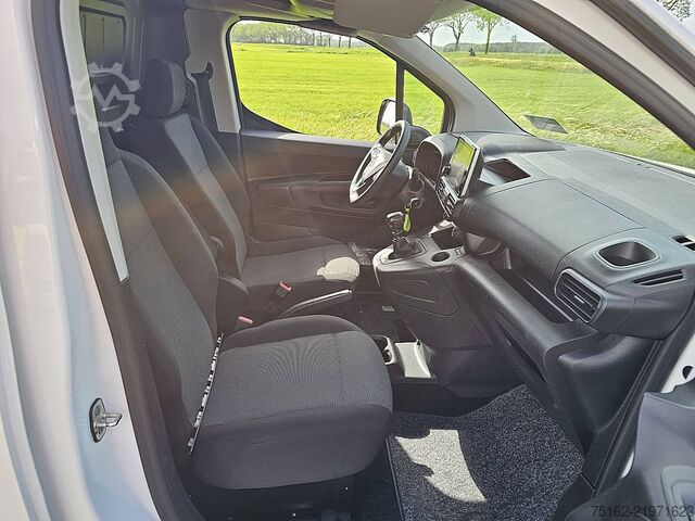 Suitcase OPEL COMBO 1.5 L1 Navi Airco NAP AC