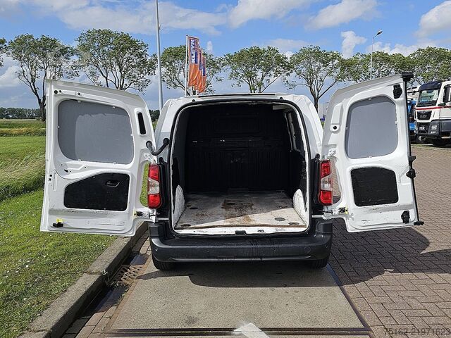 Suitcase OPEL COMBO 1.5 L1 Navi Airco NAP AC