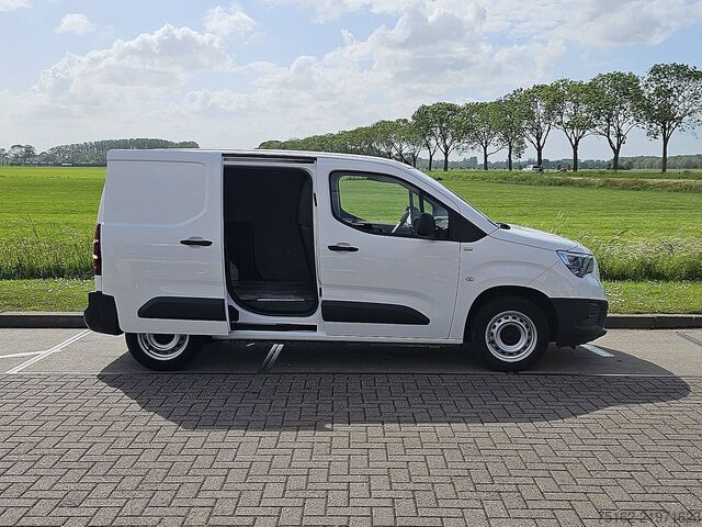 Suitcase OPEL COMBO 1.5 L1 Navi Airco NAP AC