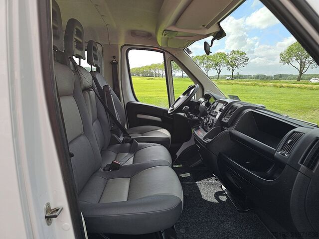 Loading platform PEUGEOT BOXER 2.0 L3 Open-Laadbak DC!