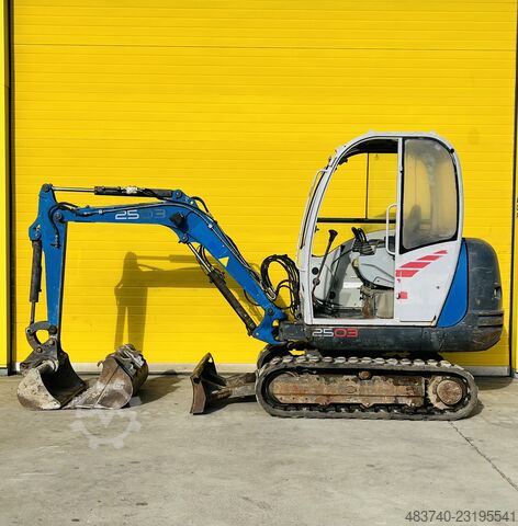 Mini excavator Wacker Neuson 2503 RD