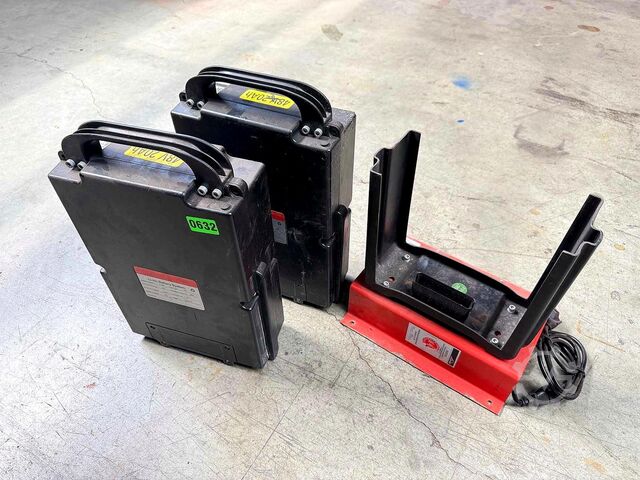 2x Akku + Ladegerät 2022 Linde MT12 MT15 Linde 48V