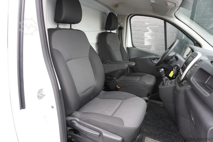 Kastenwagen Renault Trafic 2.0 dCi 120PK 2x Schuifdeur - EURO 6 - A...