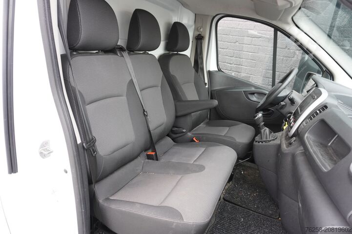 Kastenwagen Renault Trafic 2.0 dCi 120PK - EURO 6 - Airco - Navi - ...