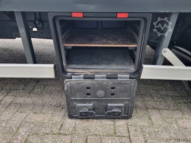 Iveco Daily 65C18 3.0D Open Laadbak 6M Euro6 GVW 6500kg Iveco Daily 65C18 3.0D Open Laadbak 6M Euro6 GVW 6500kg