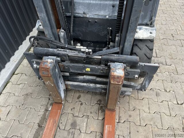 Elektro 4 Rad-Stapler Linde E25L-01