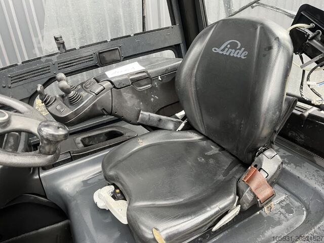 Elektro 4 Rad-Stapler Linde E25-01