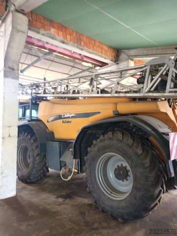 CHALLENGER Selbstfahrspritze Challanger Rogator 655B GPS CHALLENGER Selbstfahrspritze Challanger Rogator 655