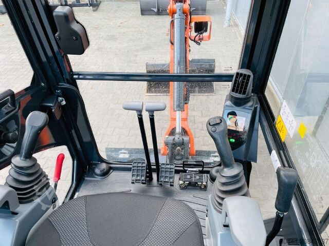 Raupenbagger Hitachi ZX19-6