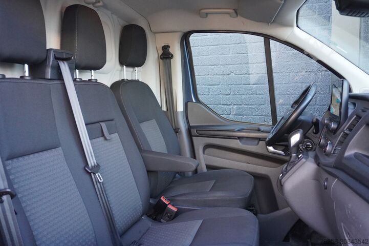 Delivery van Ford Transit Custom 2.0 TDCI 130PK Automaat L2 - EUR...